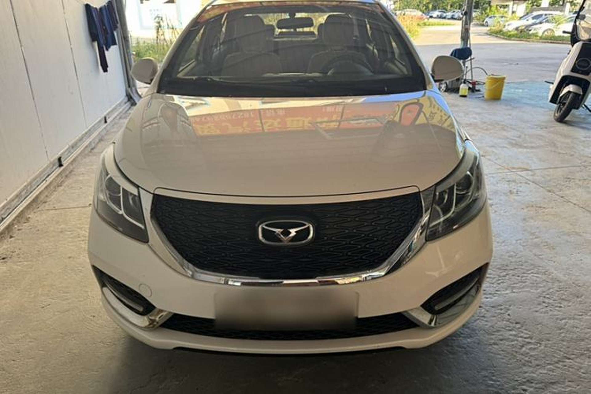 Used Cowin E3 2018 1.5L Manual Luxury Model Exterior 1