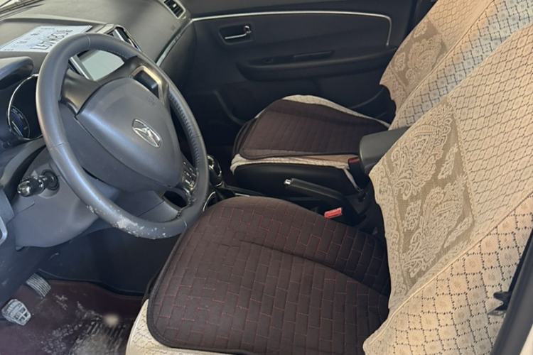Used Cowin E3 2018 1.5L Manual Luxury Model Interior 2