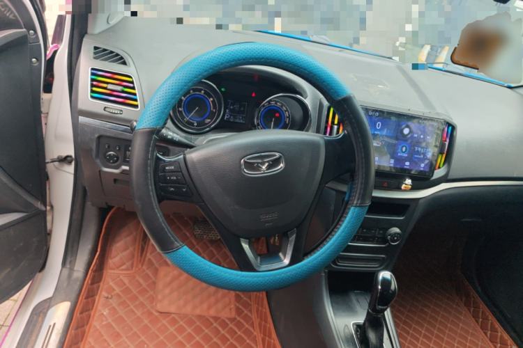 Used Cowin E3 2018 1.5L Automatic Luxury Version Steering Wheel