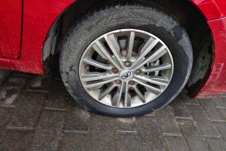 Used Cowin E3 2018 1.5L Manual Luxury Model Right Front Wheel Hub