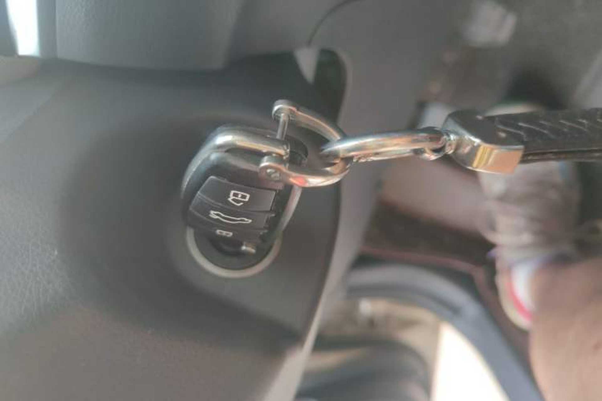 Used Cowin E3 2018 1.5L Manual Luxury Model Vehicle Key