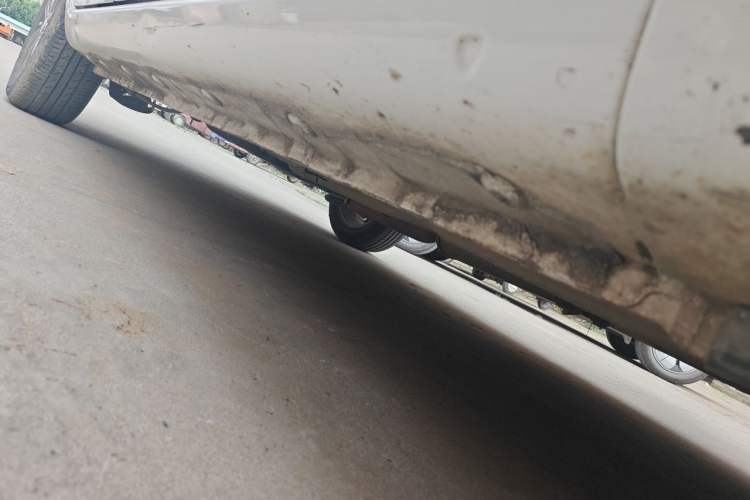 Used Cowin E3 2018 1.5L Automatic Luxury Version Chassis Front Right