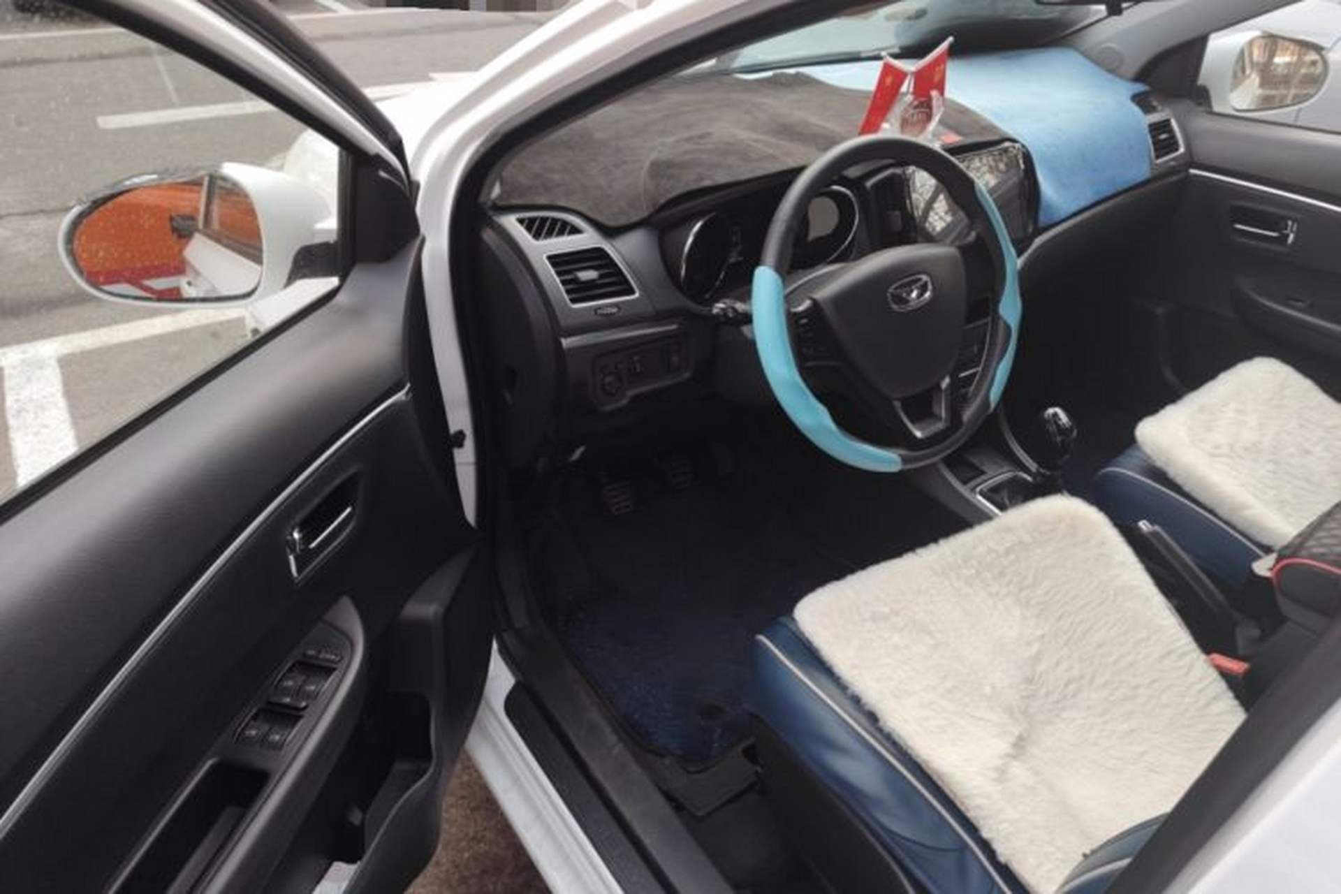 Used Cowin E3 2018 1.5L Manual Luxury Model Driver Seat