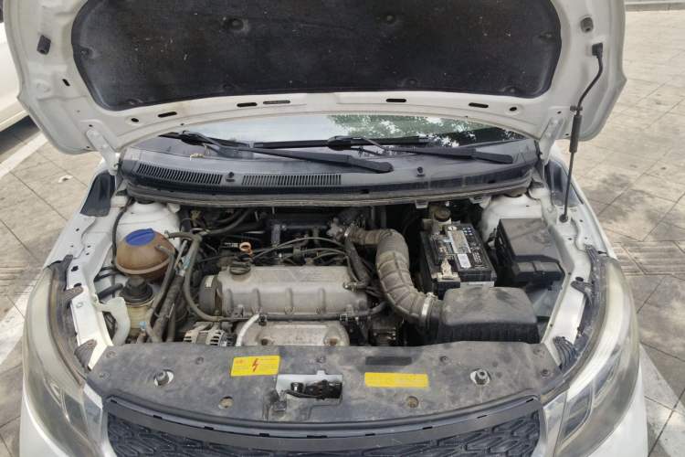 Used Cowin E3 2018 1.5L Automatic Luxury Version Engine Bay