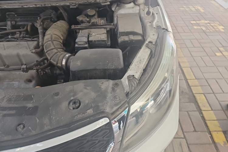 Used Cowin E3 2018 1.5L Automatic Luxury Version Engine Bay Left