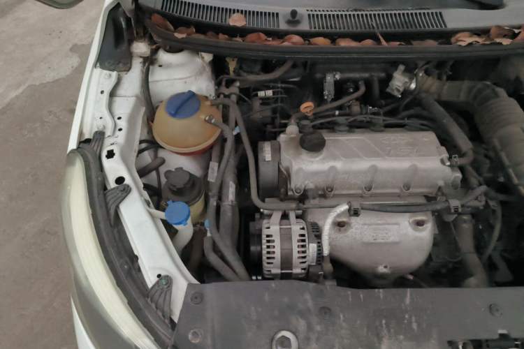 Used Cowin E3 2018 1.5L Manual Luxury Model Engine Bay Right
