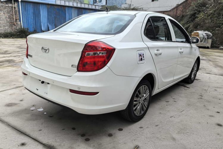 Used Cowin E3 2018 1.5L Automatic Luxury Version Exterior 10