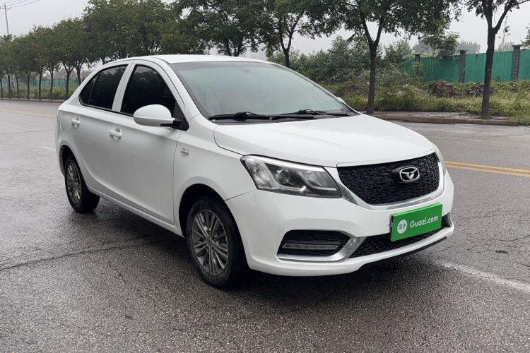 Used Cowin E3 2018 1.5L Automatic Luxury Version Exterior 2