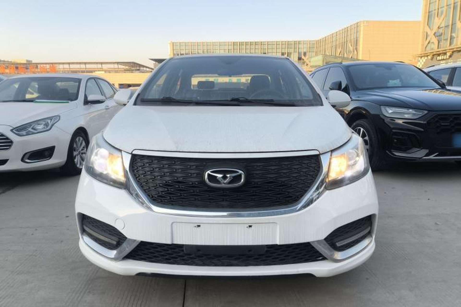 Used Cowin E3 2018 1.5L Automatic Luxury Version Front