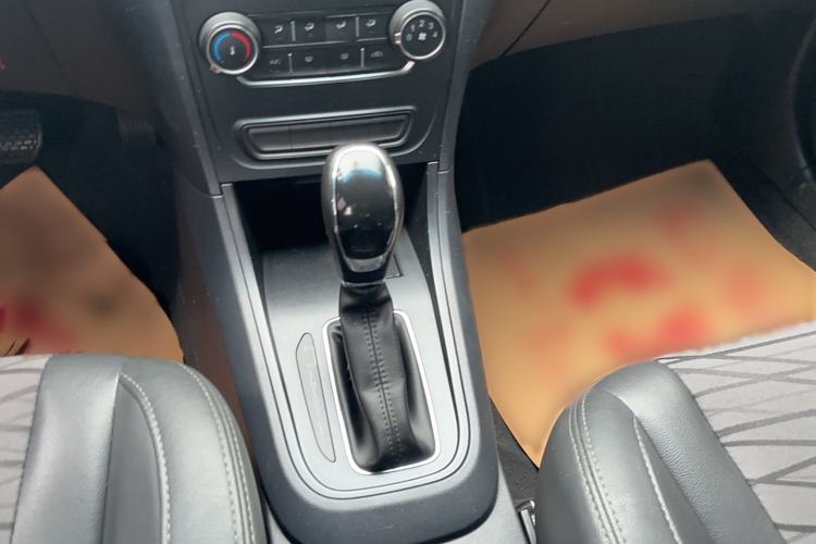 Used Cowin E3 2018 1.5L Automatic Luxury Version Gear Lever