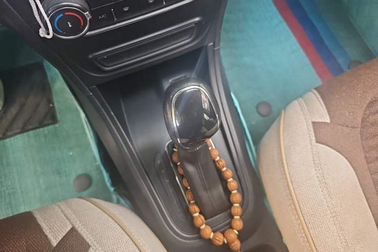 Used Cowin E3 2018 1.5L Automatic Luxury Version Gear Lever