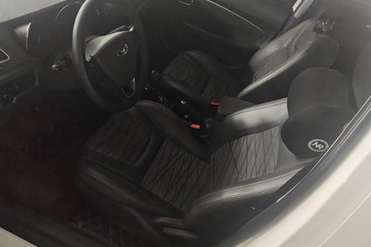 Used Cowin E3 2018 1.5L Manual Luxury Model Interior 1