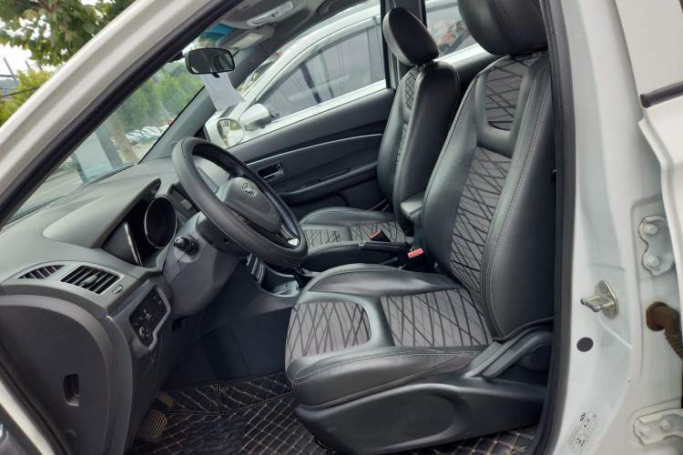 Used Cowin E3 2018 1.5L Automatic Luxury Version Left Front Seat
