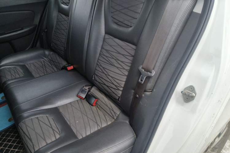 Used Cowin E3 2018 1.5L Automatic Luxury Version Left Rear Seat