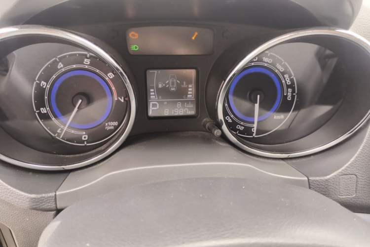 Used Cowin E3 2018 1.5L Automatic Luxury Version Odometer Close Up