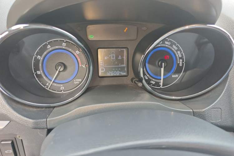 Used Cowin E3 2018 1.5L Automatic Luxury Version Odometer Close Up
