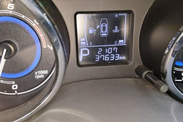 Used Cowin E3 2018 1.5L Automatic Luxury Version Odometer Close Up