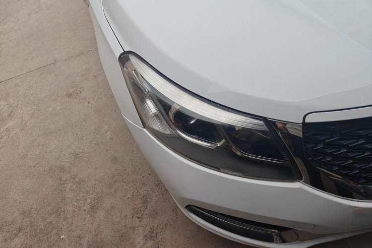 Used Cowin E3 2018 1.5L Automatic Luxury Version Right Front Headlight