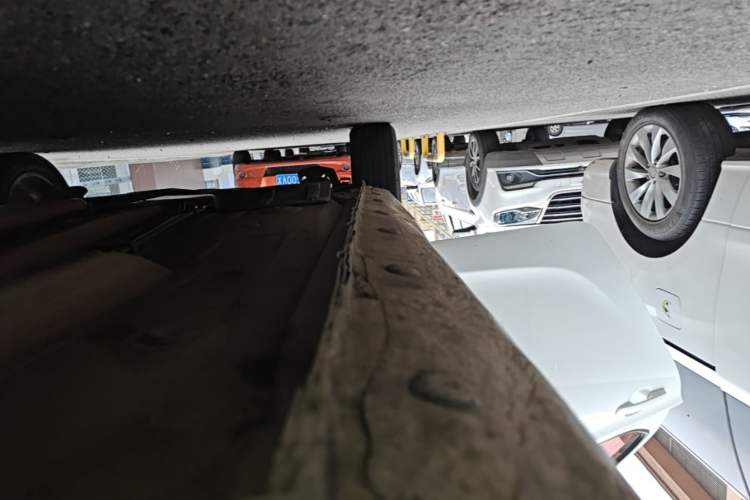 Used Cowin E3 2018 1.5L Manual Flagship Model Right Side Sill