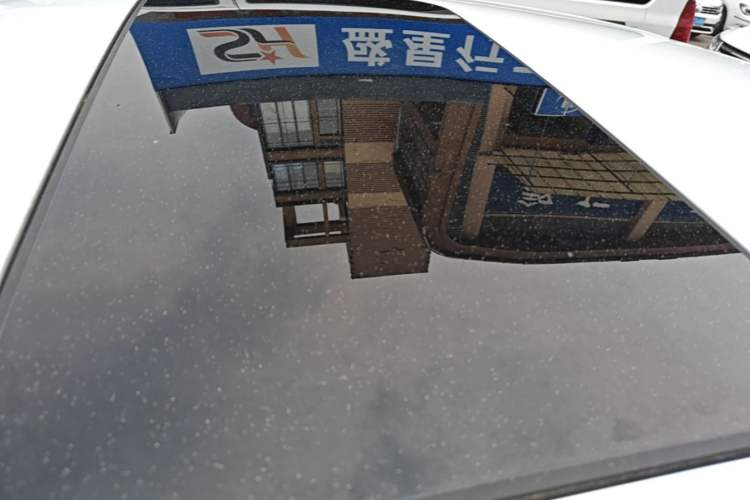Used Cowin E3 2018 1.5L Manual Flagship Model Roof