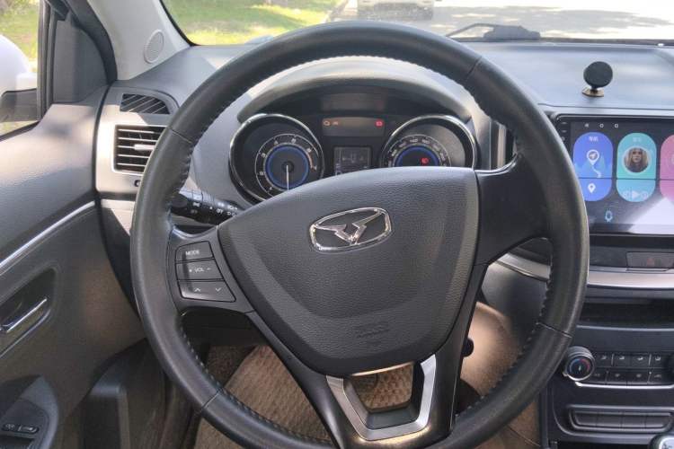 Used Cowin E3 2018 1.5L Automatic Luxury Version Steering Wheel