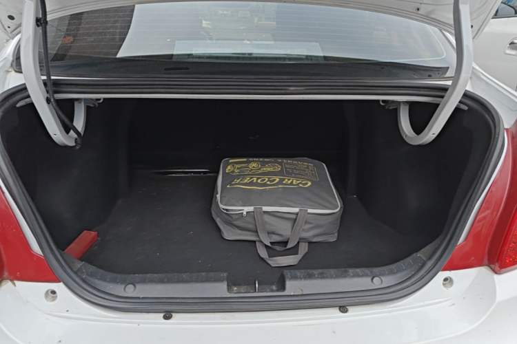 Used Cowin E3 2018 1.5L Manual Flagship Model Trunk