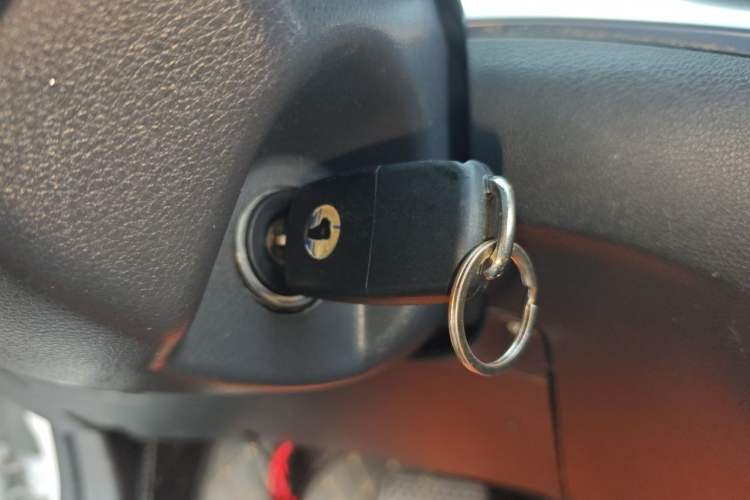 Used Cowin E3 2018 1.5L Automatic Luxury Version Vehicle Key