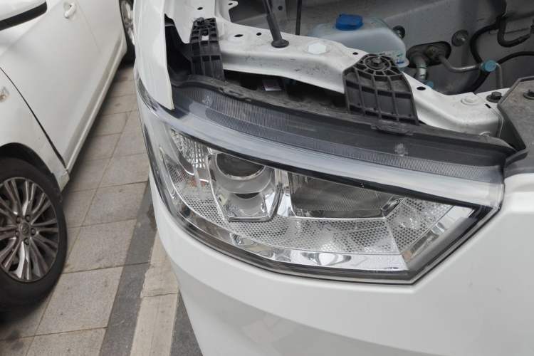 Used Cowin Kaiyi Jiangtun E5 2025 Model Economy Edition—36.8kWh 6-seater Exterior 6
