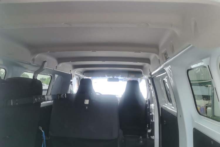 Used Cowin Kaiyi Jiangtun E5 2025 Model Economy Edition—36.8kWh 6-seater Headliner