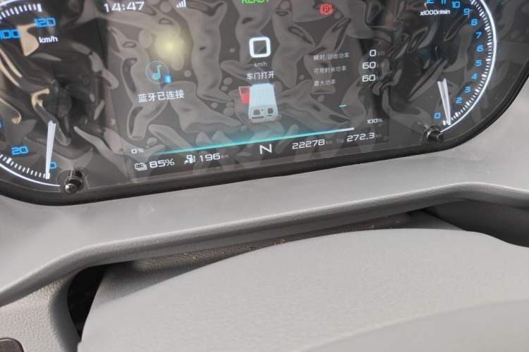 Used Cowin Kaiyi Jiangtun E5 2025 Model Economy Edition—36.8kWh 6-seater Odometer Close Up