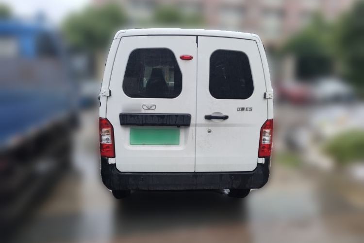 Used Cowin Kaiyi Jiangtun E5 2025 Model Economy Edition—36.8kWh 6-seater Rear