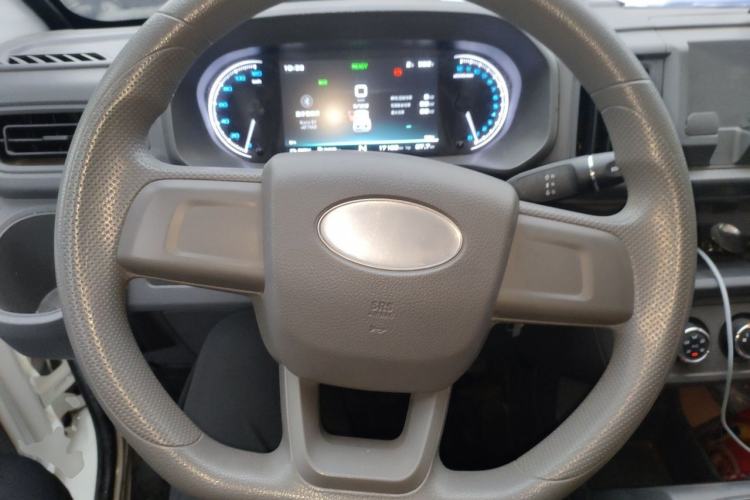 Used Cowin Kaiyi Jiangtun E5 2025 Model Economy Edition—36.8kWh 6-seater Steering Wheel