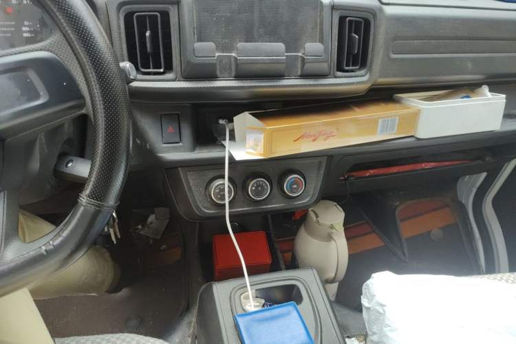 Used Cowin Kaiyi Jiangtun E7 2025 Model—Economy Version, 50.38 kWh, 7-seater Audio And AC Panel