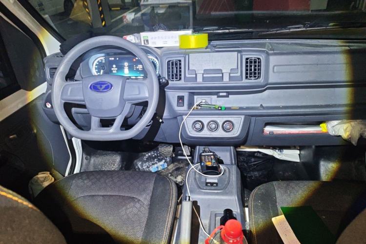 Used Cowin Kaiyi Jiangtun E7 2025 Model—Economy Version, 50.38 kWh, 6-seater Center Console
