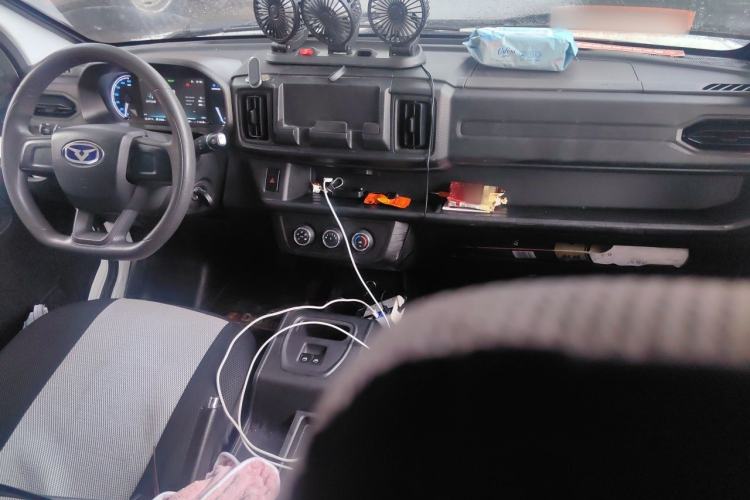 Used Cowin Kaiyi Jiangtun E7 2025 Model—Economy Version, 50.38 kWh, 6-seater Center Console