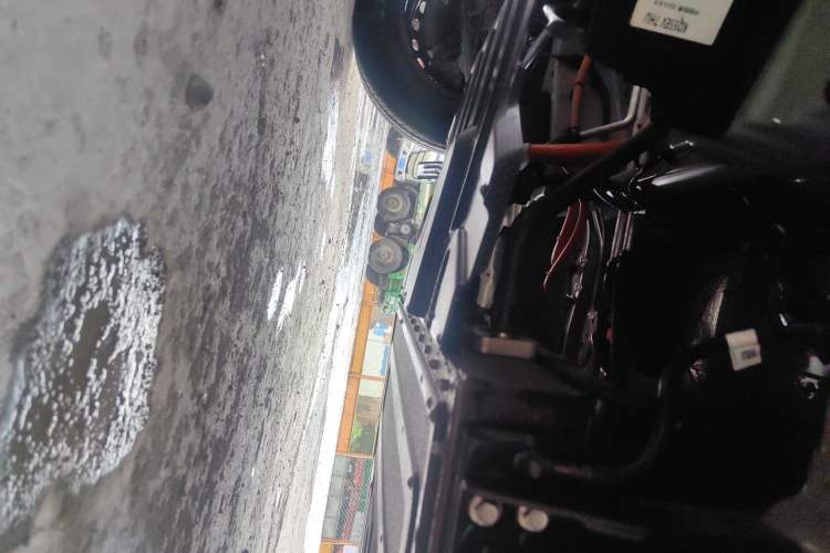 Used Cowin Kaiyi Jiangtun E7 2025 Model—Economy Version, 50.38 kWh, 6-seater Chassis Front Left