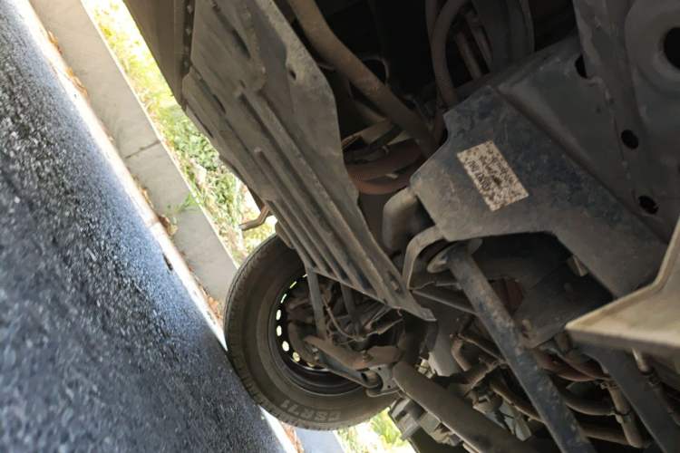Used Cowin Kaiyi Jiangtun E7 2025 Model—Economy Version, 50.38 kWh, 6-seater Chassis Front Right