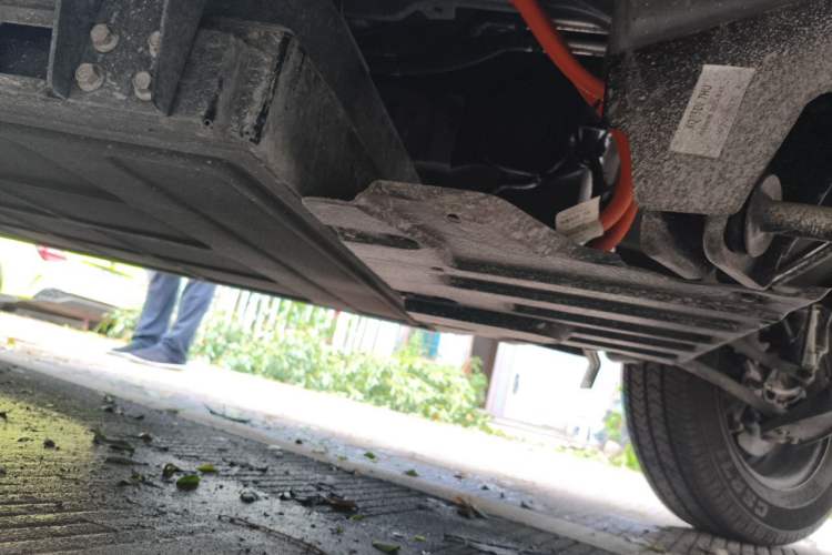 Used Cowin Kaiyi Jiangtun E7 2025 Model—Entrepreneur Version, 41.86 kWh, 6-seater Chassis Rear Left