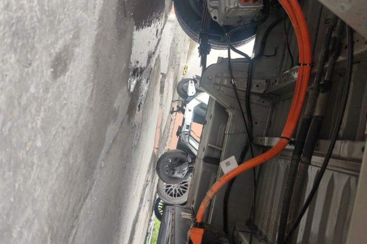 Used Cowin Kaiyi Jiangtun E7 2025 Model—Economy Version, 50.38 kWh, 6-seater Chassis Rear Right