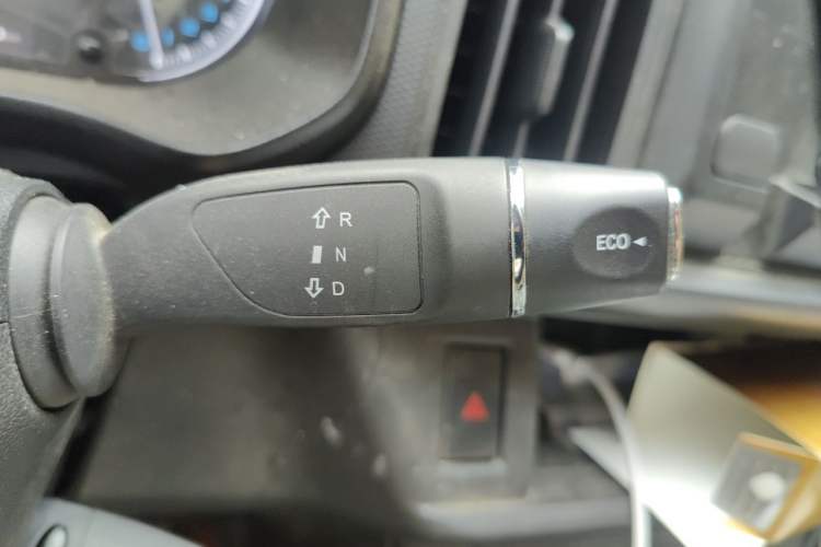 Used Cowin Kaiyi Jiangtun E7 2025 Model—Economy Version, 50.38 kWh, 7-seater Gear Lever