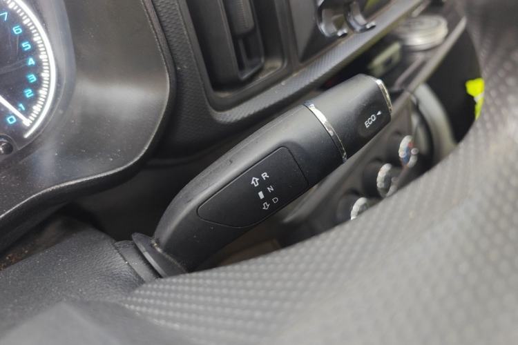 Used Cowin Kaiyi Jiangtun E7 2025 Model—Entrepreneur Version, 50.38 kWh, 6-seater Gear Lever