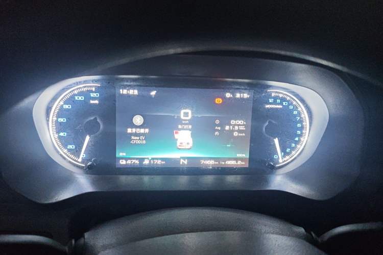 Used Cowin Kaiyi Jiangtun E7 2025 Model—Economy Version, 50.38 kWh, 6-seater Instrument Cluster