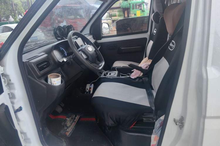 Used Cowin Kaiyi Jiangtun E7 2025 Model—Economy Version, 50.38 kWh, 6-seater Left Front Seat