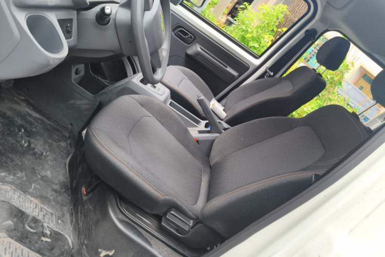 Used Cowin Kaiyi Jiangtun E7 2025 Model—Entrepreneur Version, 41.86 kWh, 6-seater Left Front Seat