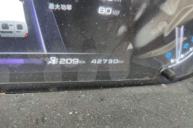 Used Cowin Kaiyi Jiangtun E7 2025 Model—Economy Version, 50.38 kWh, 7-seater Odometer Close Up