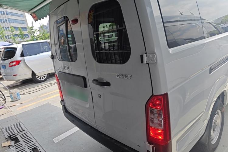 Used Cowin Kaiyi Jiangtun E7 2025 Model—Economy Version, 50.38 kWh, 6-seater Rear