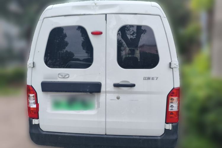 Used Cowin Kaiyi Jiangtun E7 2025 Model—Entrepreneur Version, 41.86 kWh, 6-seater Rear