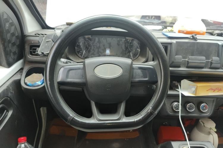 Used Cowin Kaiyi Jiangtun E7 2025 Model—Economy Version, 50.38 kWh, 7-seater Steering Wheel