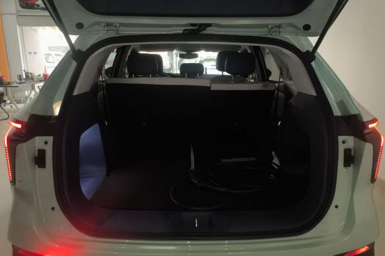 Used Cowin Kunlun 2024 Kunlun iHD 150km Mountain Peak Edition Trunk