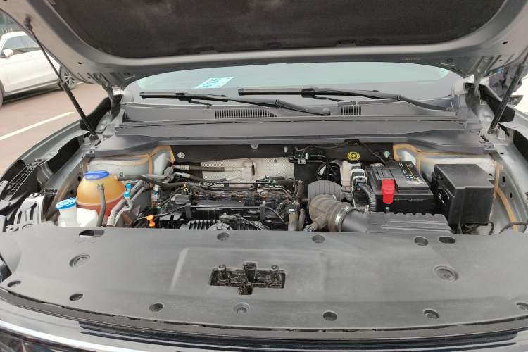 Used Cowin Kunlun 2023 Kunlun 300 Mountain Peak Edition Engine Bay